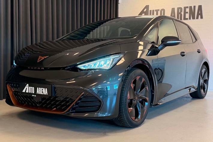 Grå Cupra Born fra 2022