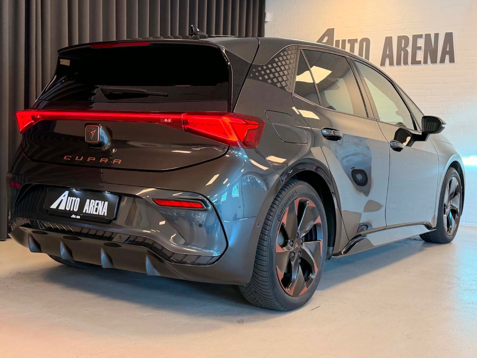 Grå Cupra Born fra 2022