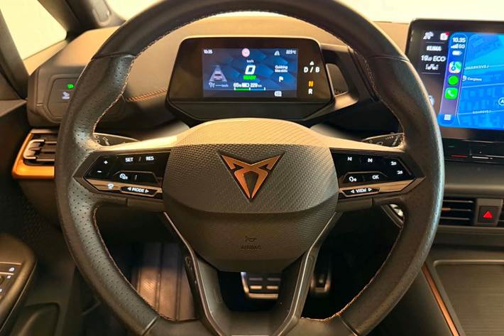 Grå Cupra Born fra 2022
