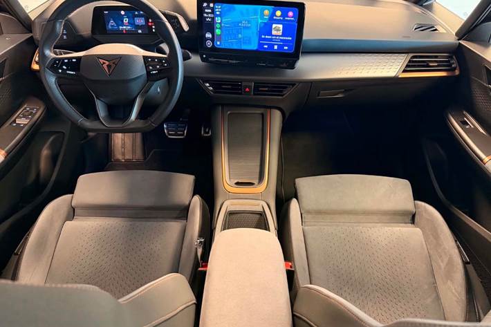Grå Cupra Born fra 2022