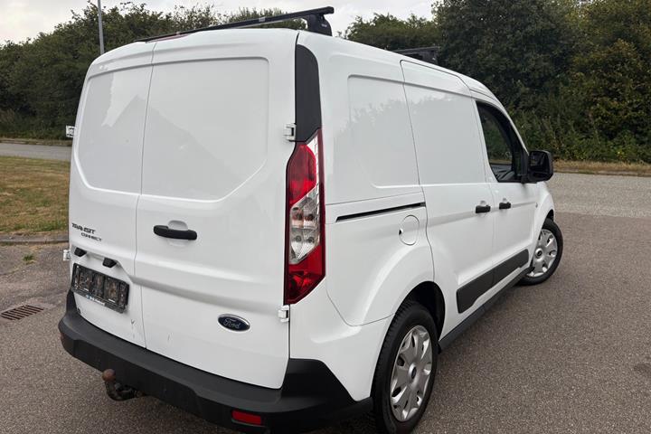 Hvid Ford Transit Connect fra 2020