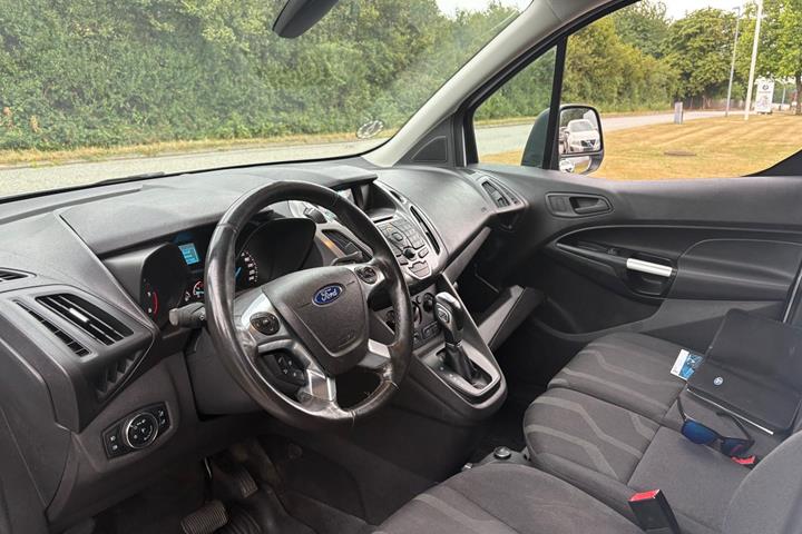 Hvid Ford Transit Connect fra 2020