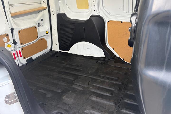 Hvid Ford Transit Connect fra 2020