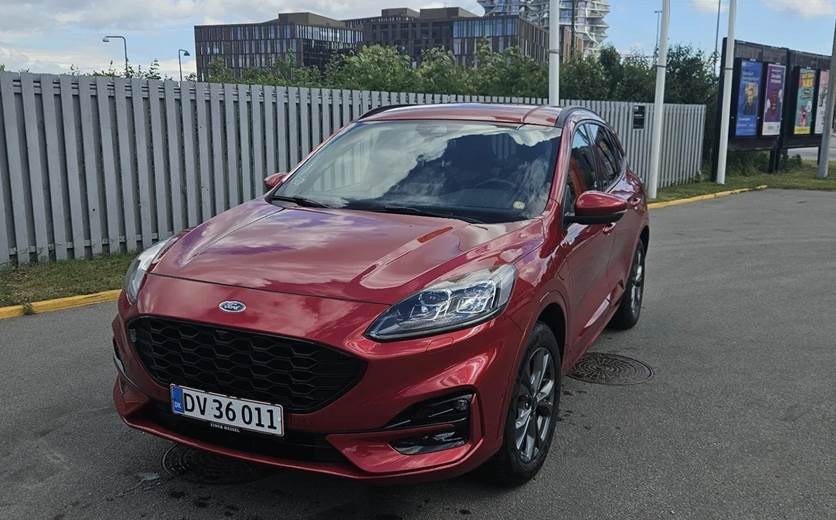 Ford Kuga 2,5 PHEV ST-Line X CVT