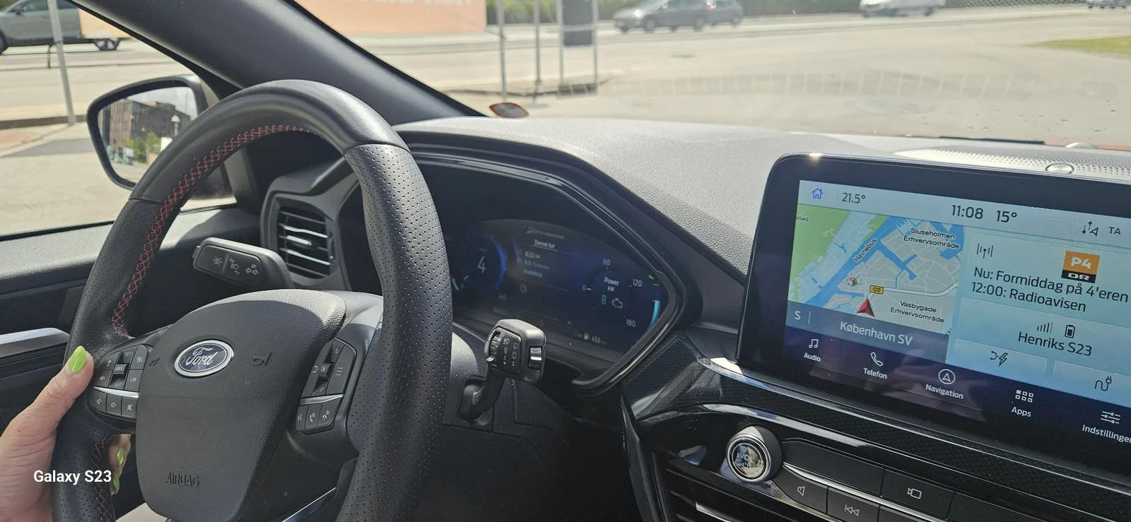 Rød Ford Kuga fra 2022