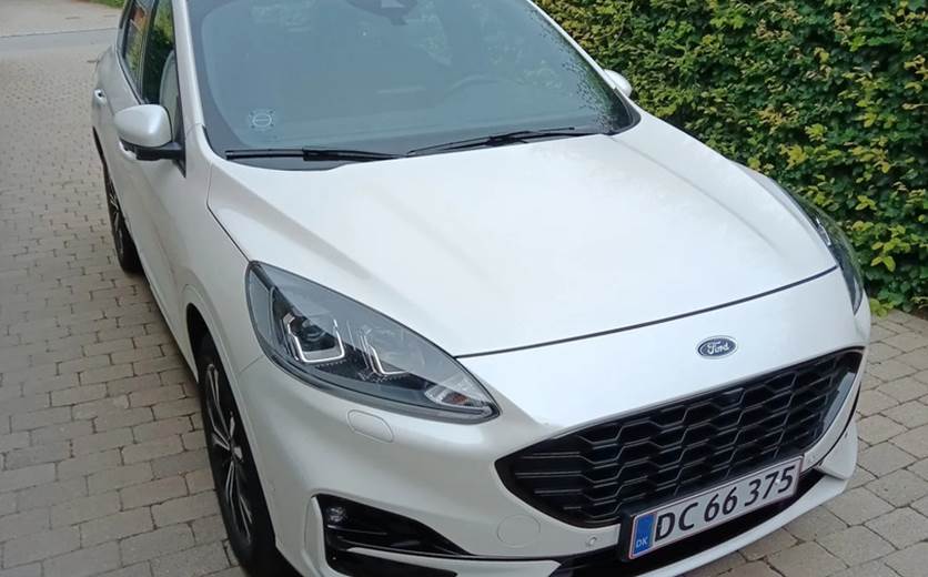 Ford Kuga 2,5 PHEV ST-Line CVT