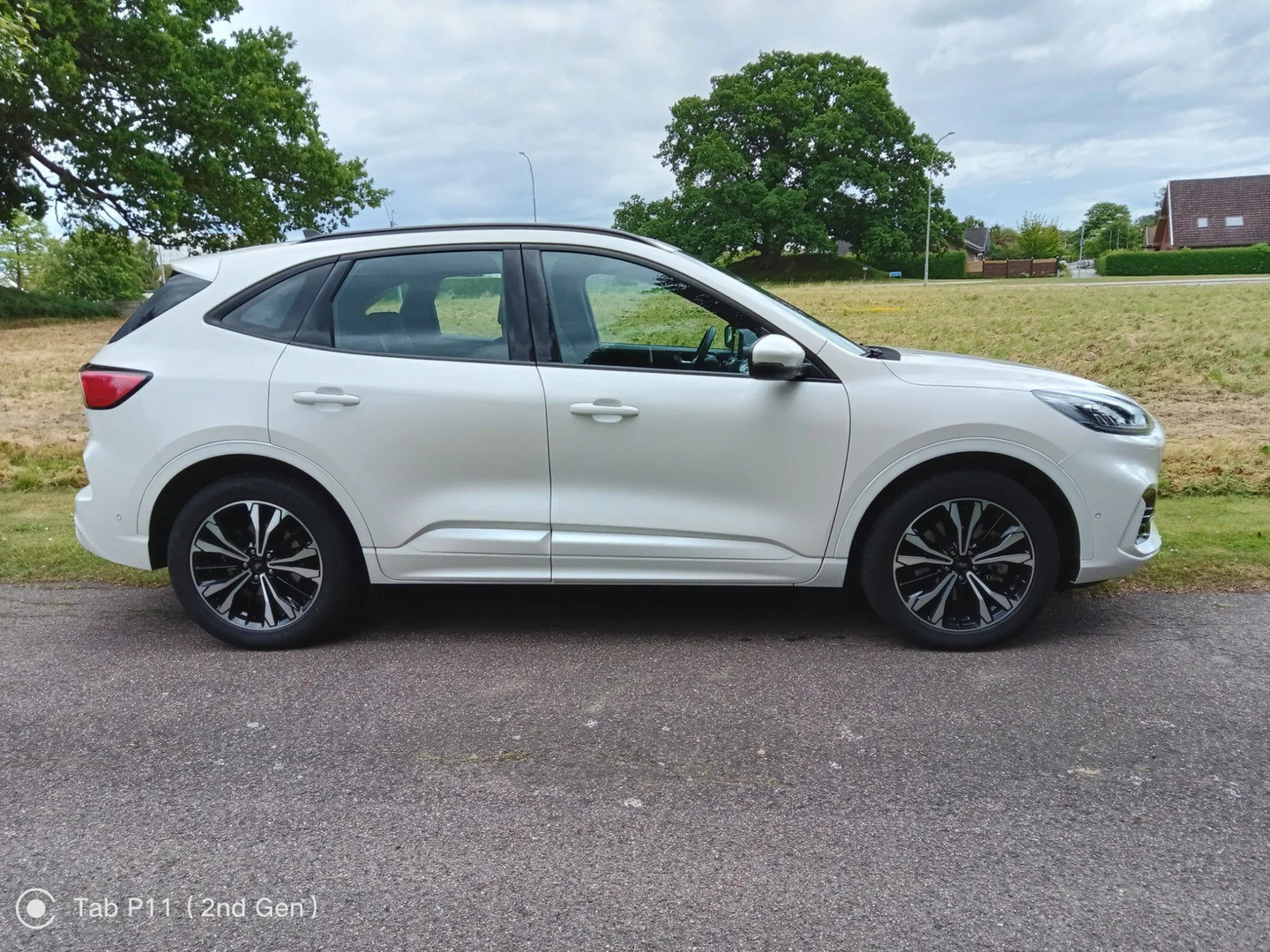 Hvid Ford Kuga fra 2021