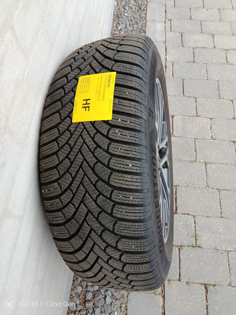 Hvid Ford Kuga fra 2021