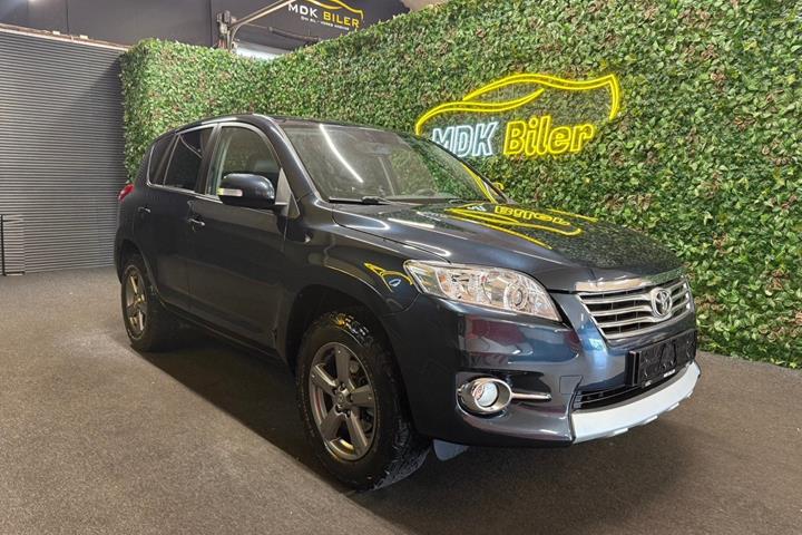 undefined Toyota RAV4 fra 2013 set udefra