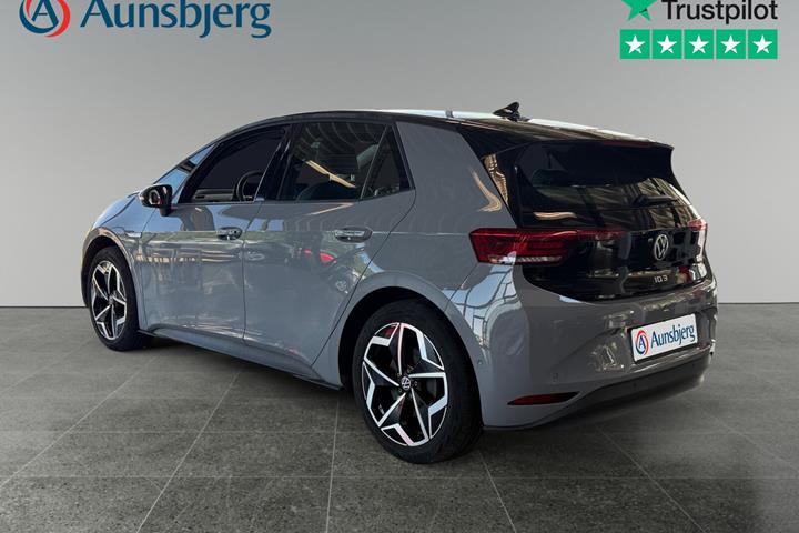 Grå VW ID.3 fra 2023