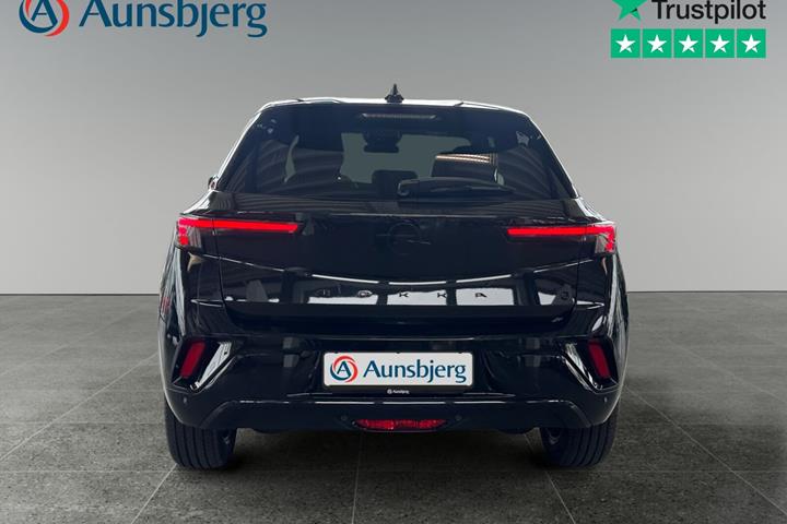 Sort Opel Mokka-e fra 2025