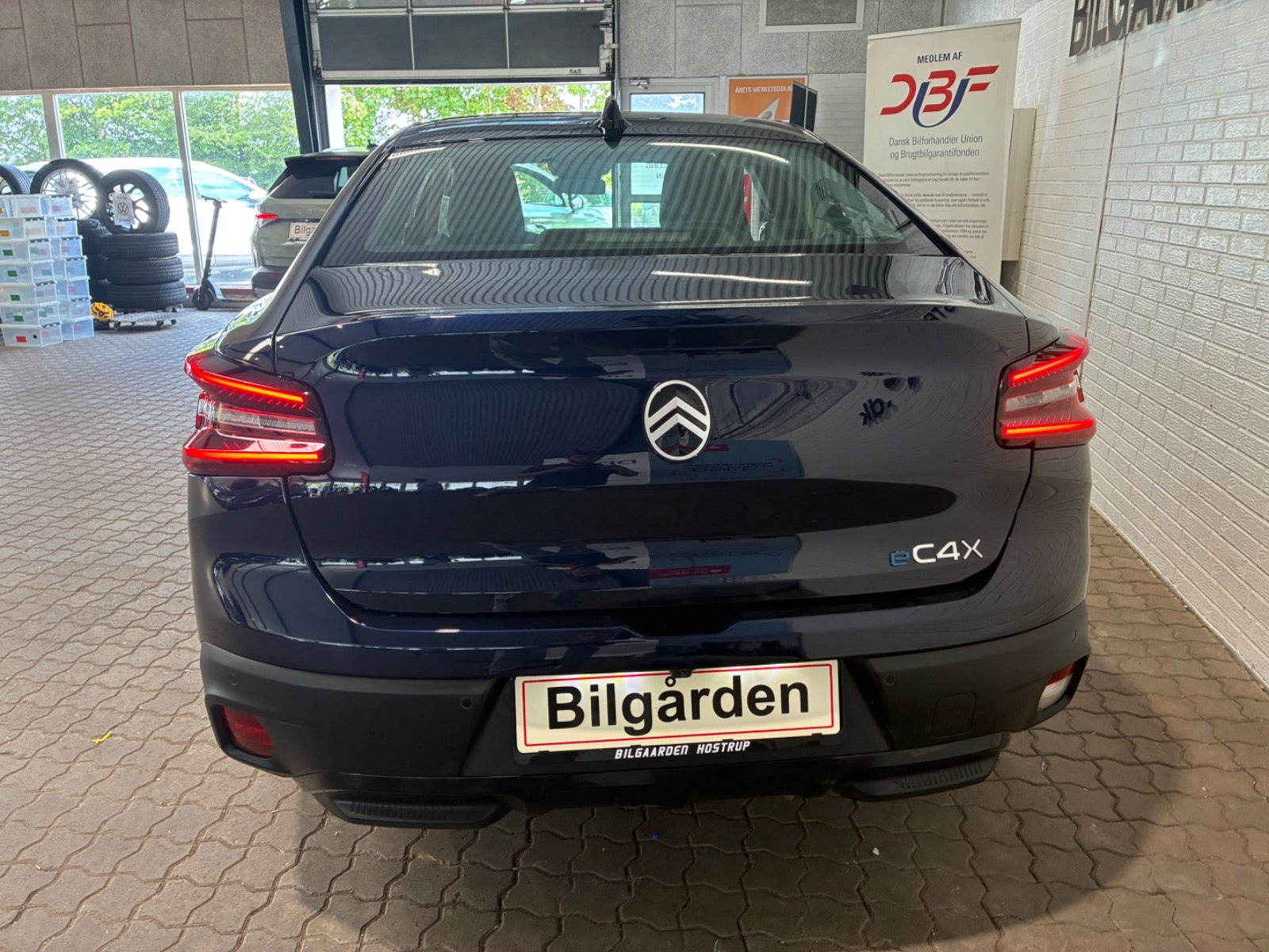 Blå Citroën ë-C4 X fra 2025