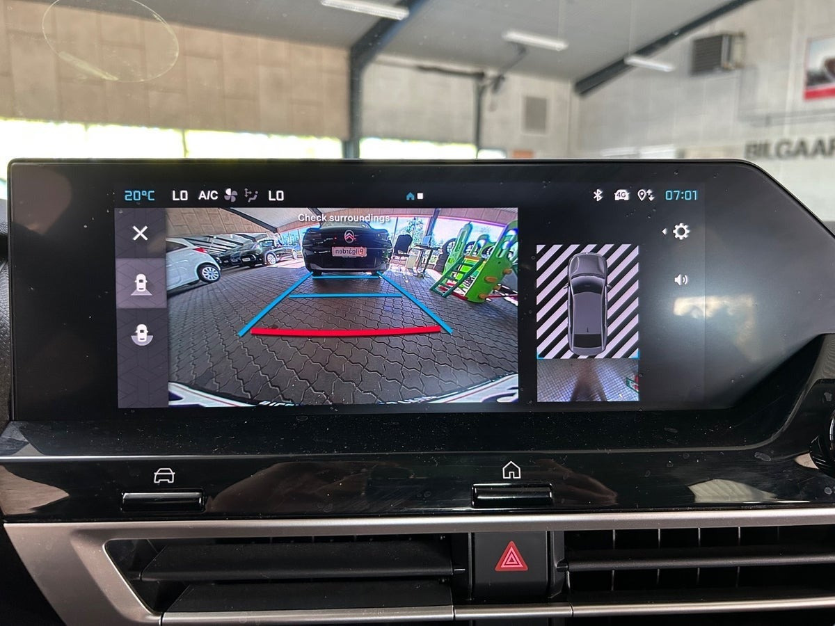 Blå Citroën ë-C4 X fra 2025