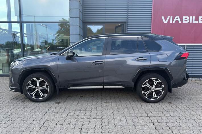 Grå Toyota RAV4 Plug-in fra 2021
