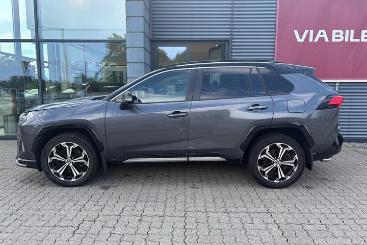 Grå Toyota RAV4 Plug-in fra 2021