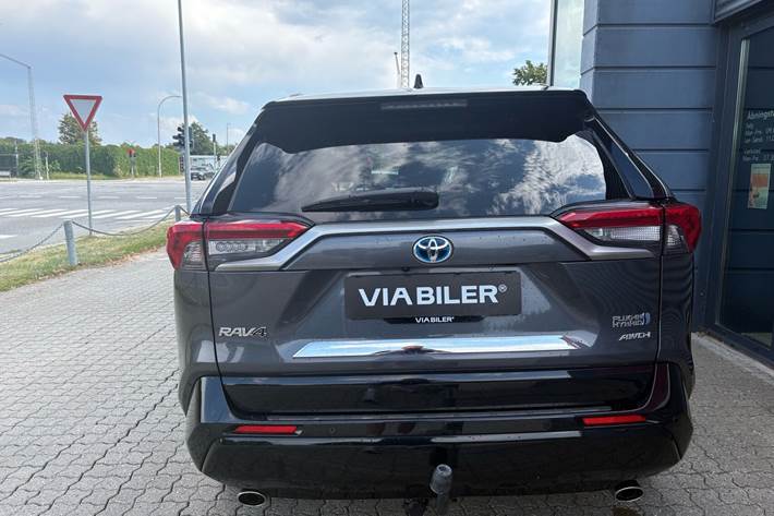 Grå Toyota RAV4 Plug-in fra 2021
