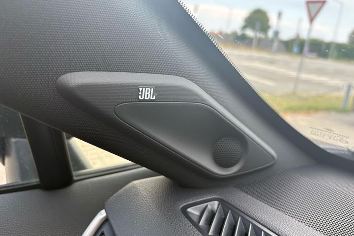 Grå Toyota RAV4 Plug-in fra 2021