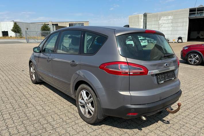 undefined Ford S-MAX fra 2013