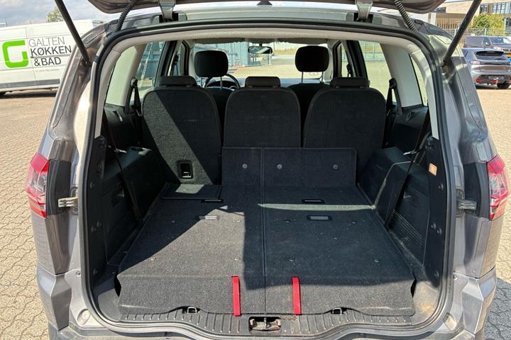 undefined Ford S-MAX fra 2013