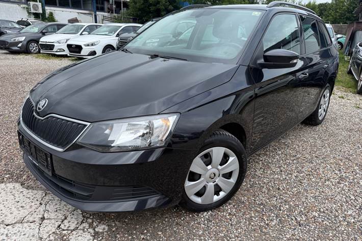 Sort Skoda Fabia fra 2017