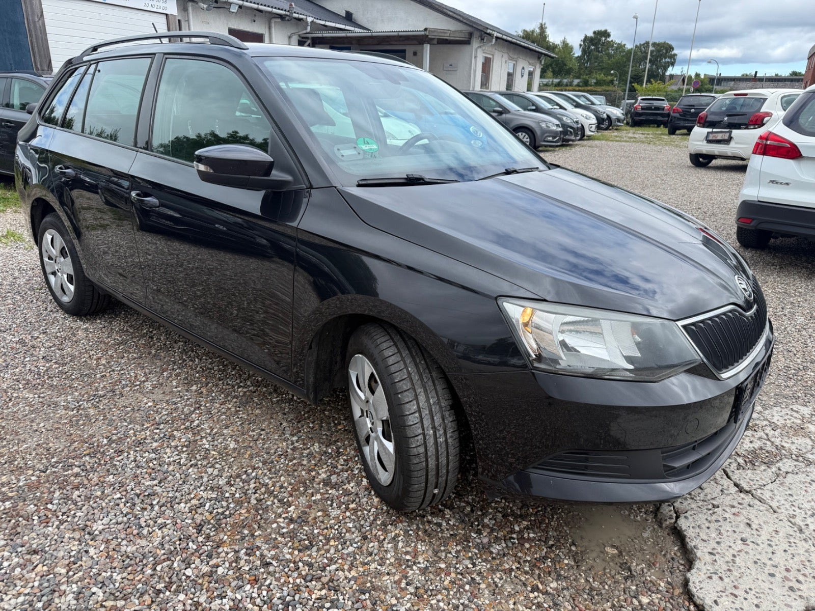 Sort Skoda Fabia fra 2017