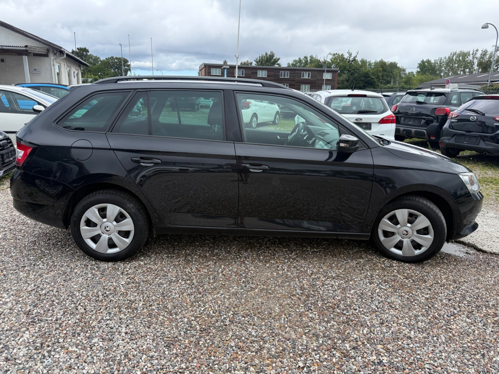 Sort Skoda Fabia fra 2017