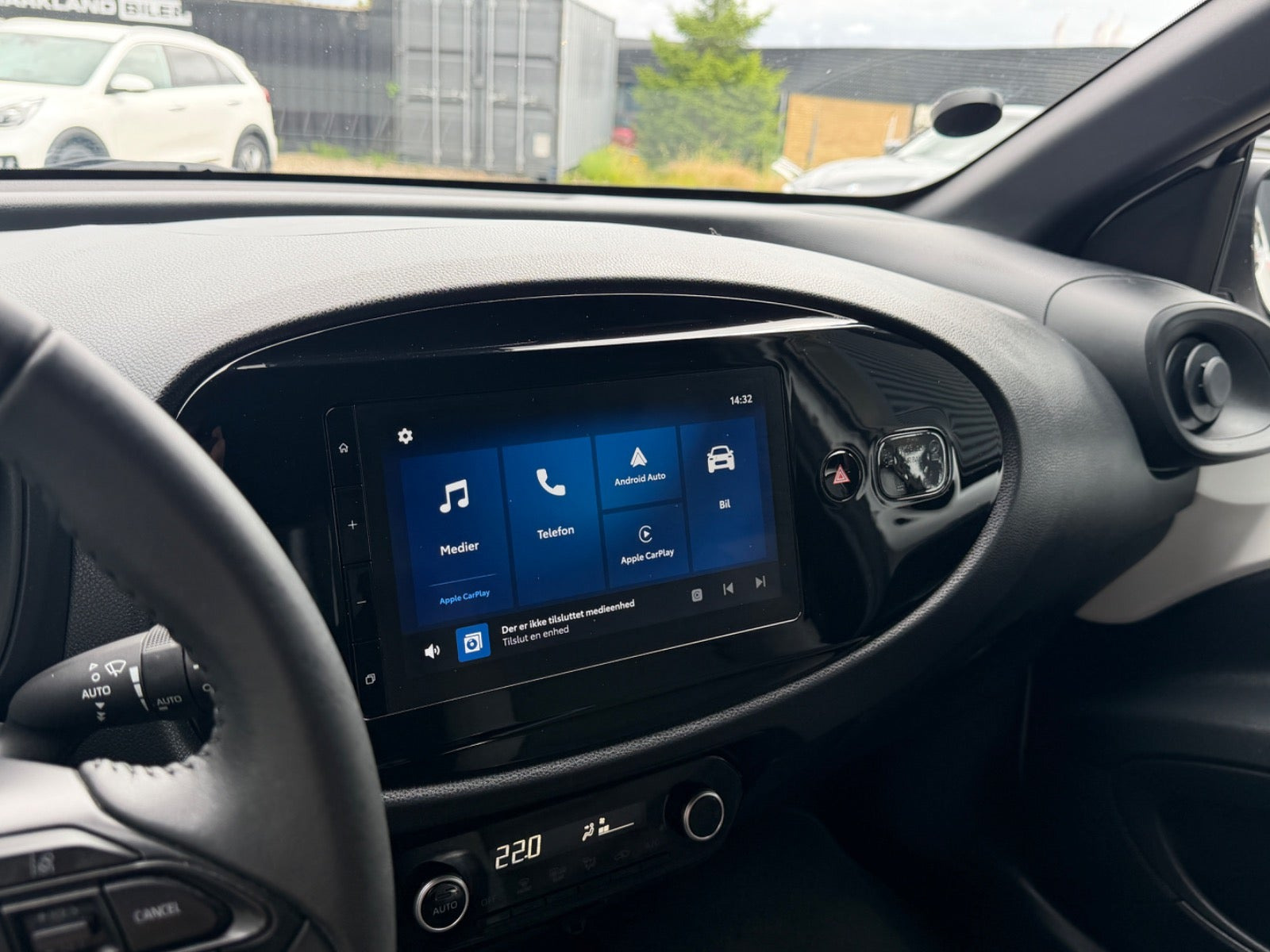 Hvid Toyota Aygo X fra 2024