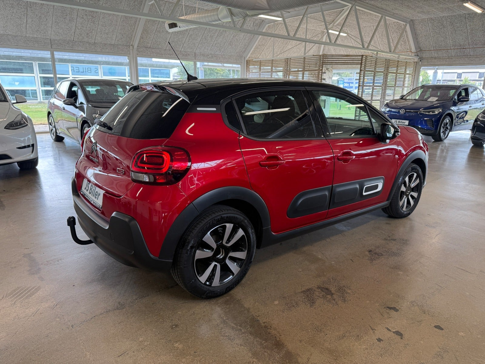 Rød Citroën C3 fra 2021