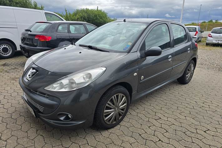 undefined Peugeot 206 fra 2007 set udefra