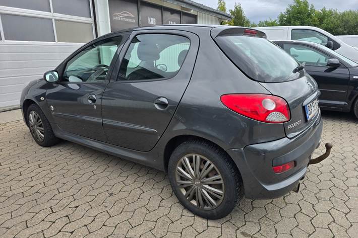 undefined Peugeot 206 fra 2007