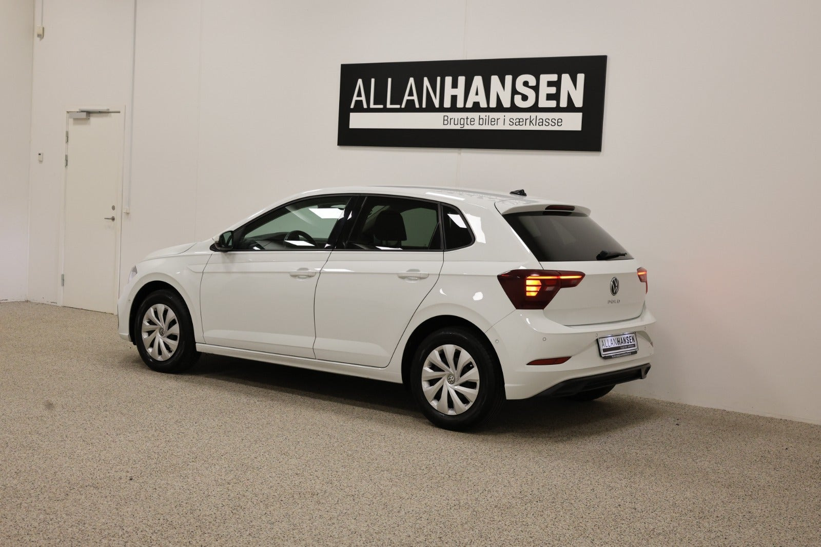 Hvid VW Polo fra 2022