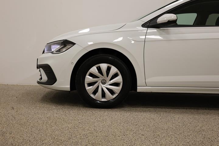 Hvid VW Polo fra 2022