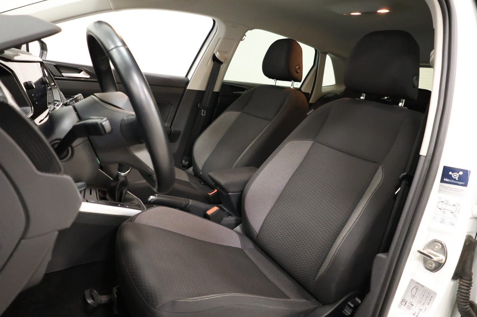 Hvid VW Polo fra 2022