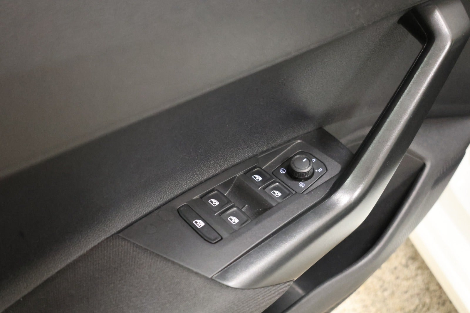 Hvid VW Polo fra 2022