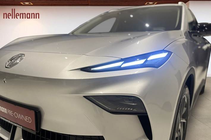 Sølv MG MGS5 fra 2025