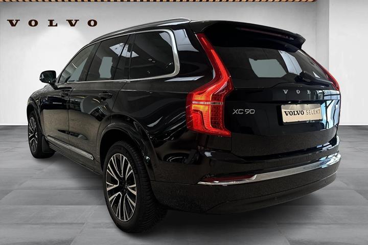 Sort Volvo XC90 fra 2024
