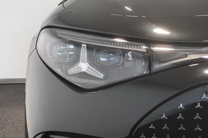 Sort Mercedes CLA250+ fra 2026