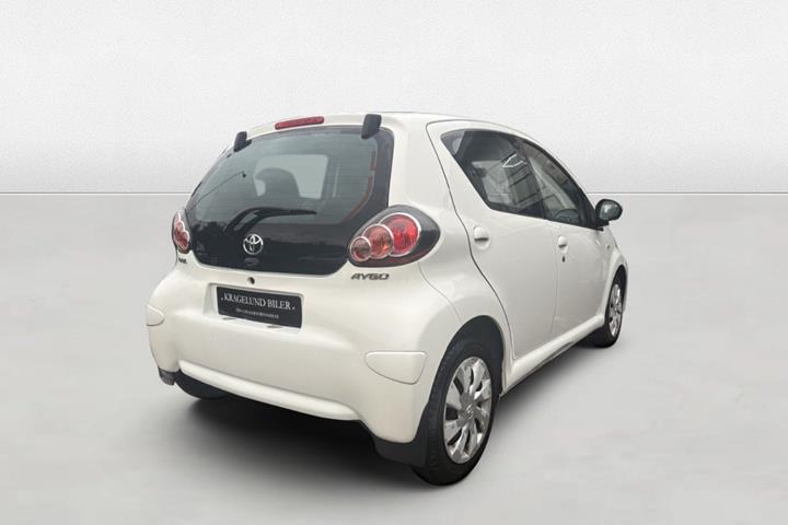 undefined Toyota Aygo fra 2012