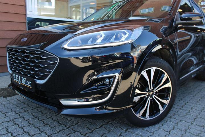 Sort Ford Kuga fra 2023