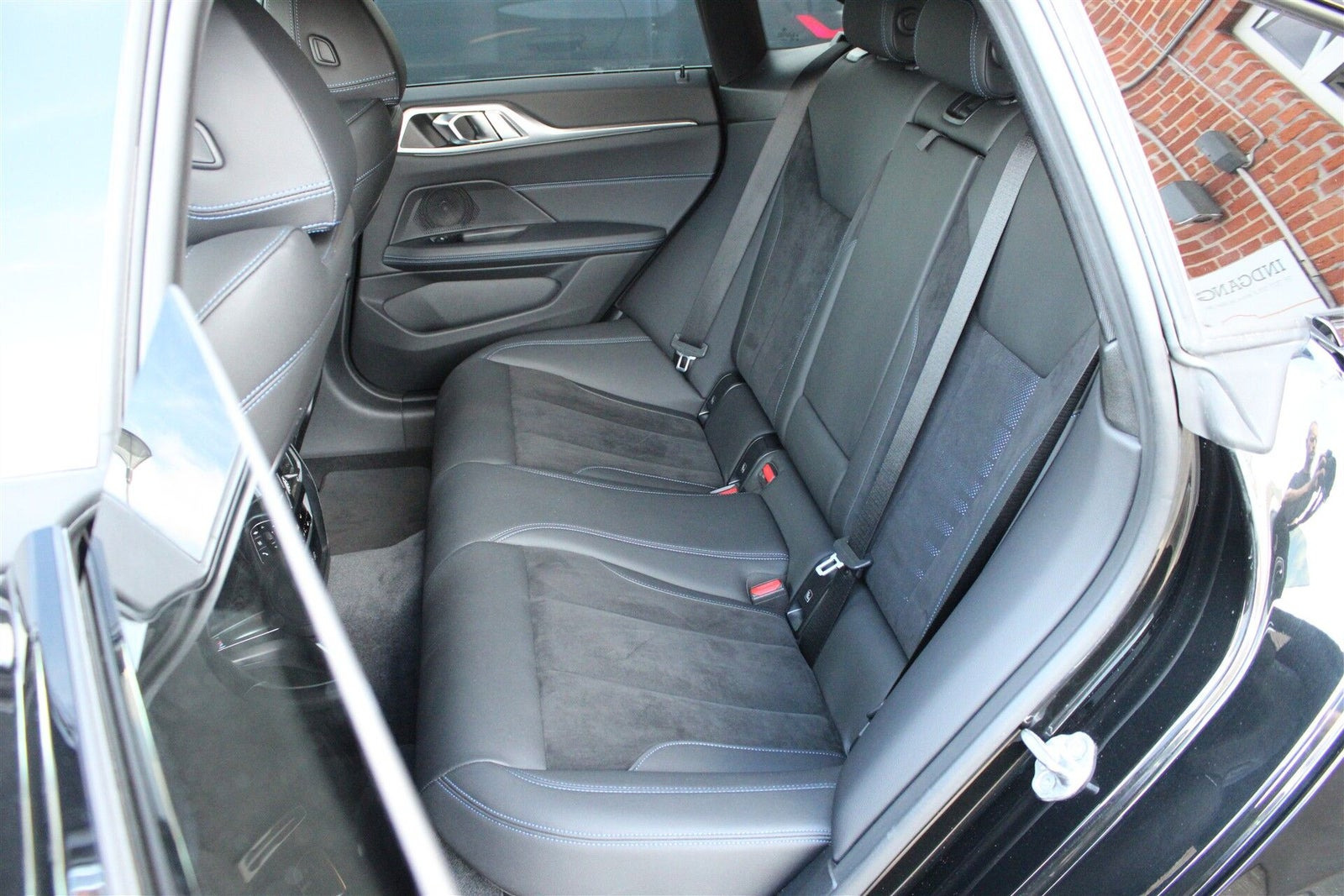 Sort BMW i4 fra 2024