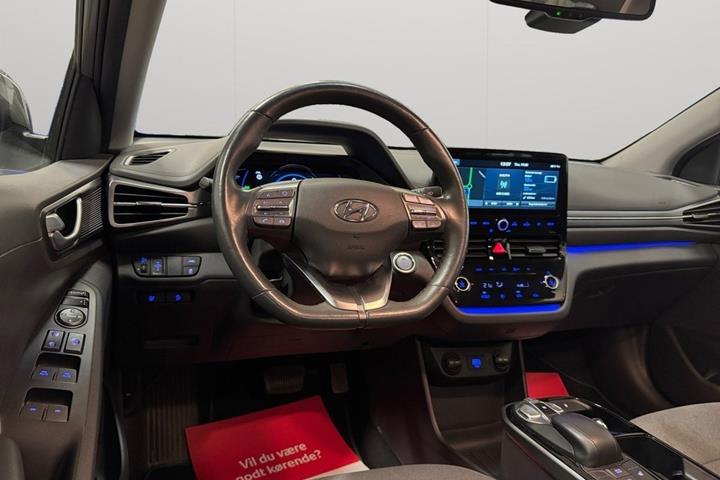 Sølv Hyundai Ioniq fra 2021