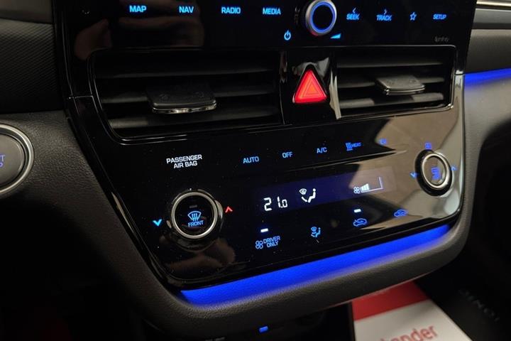 Sølv Hyundai Ioniq fra 2021