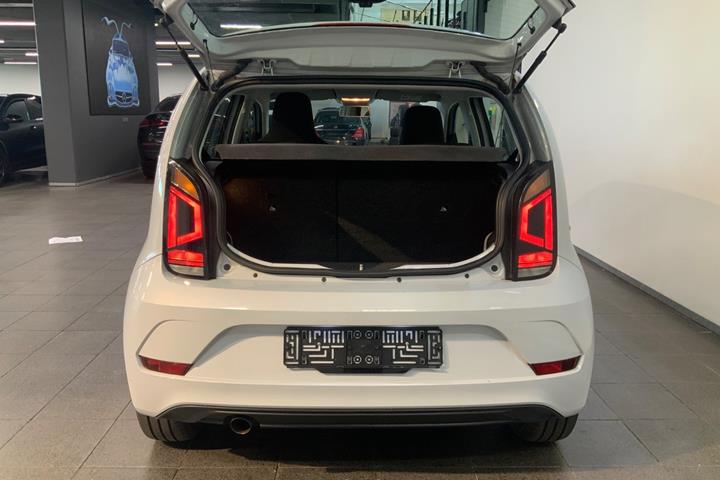 Sølv VW UP! fra 2017