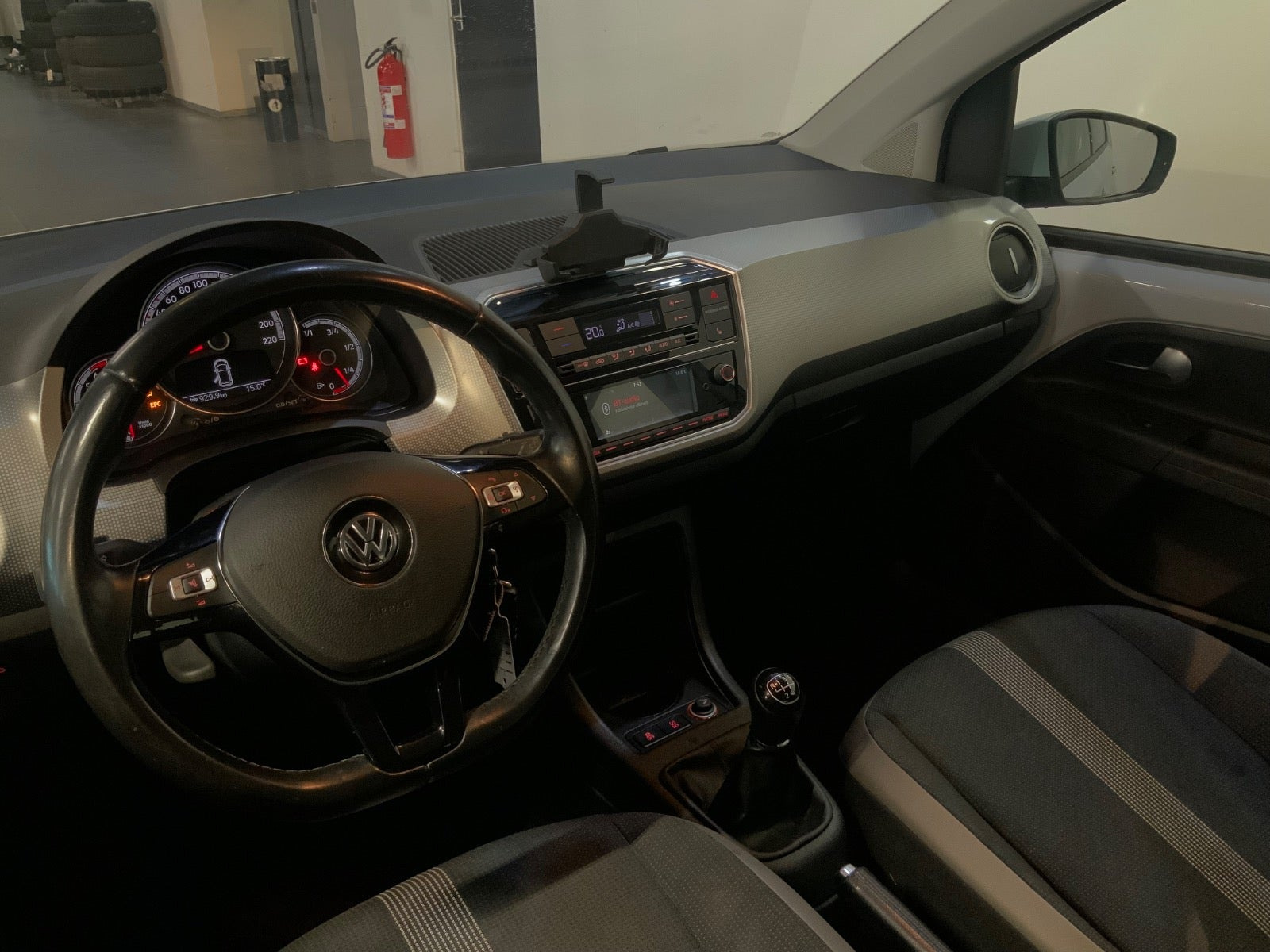 Sølv VW UP! fra 2017