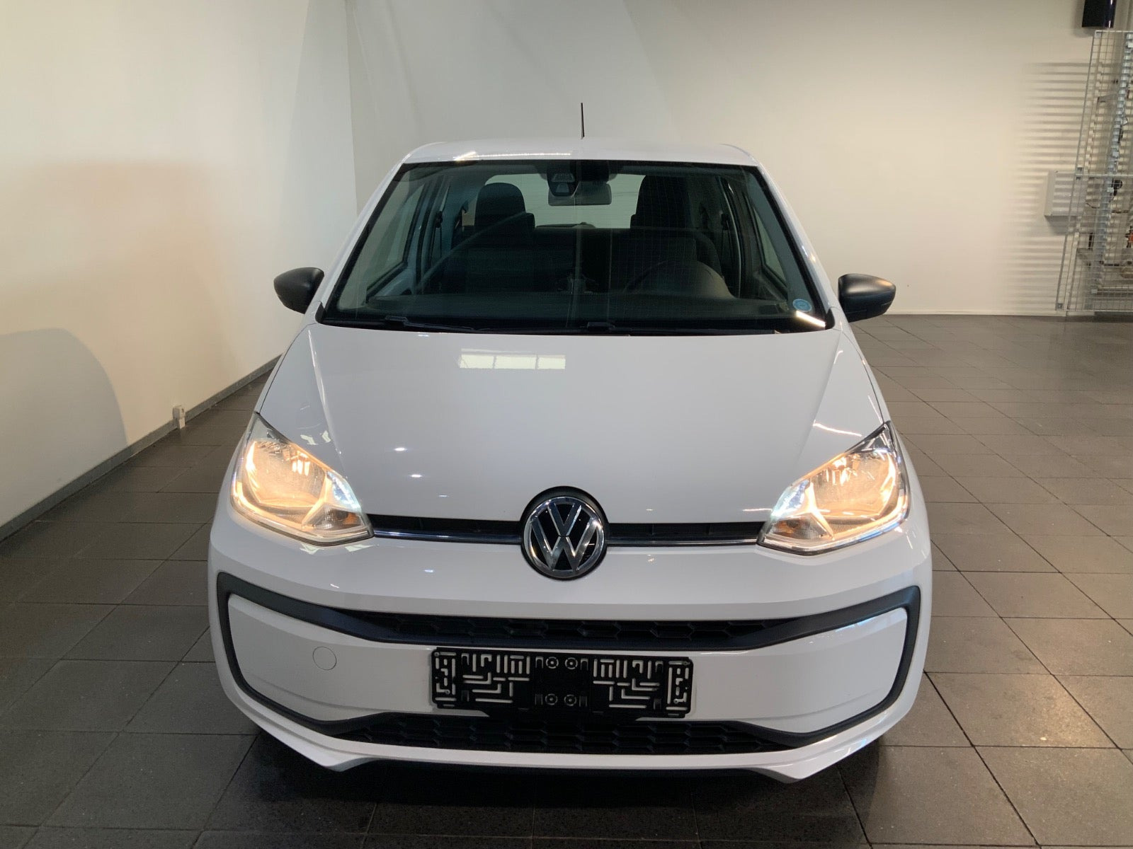 Hvid VW UP! fra 2017