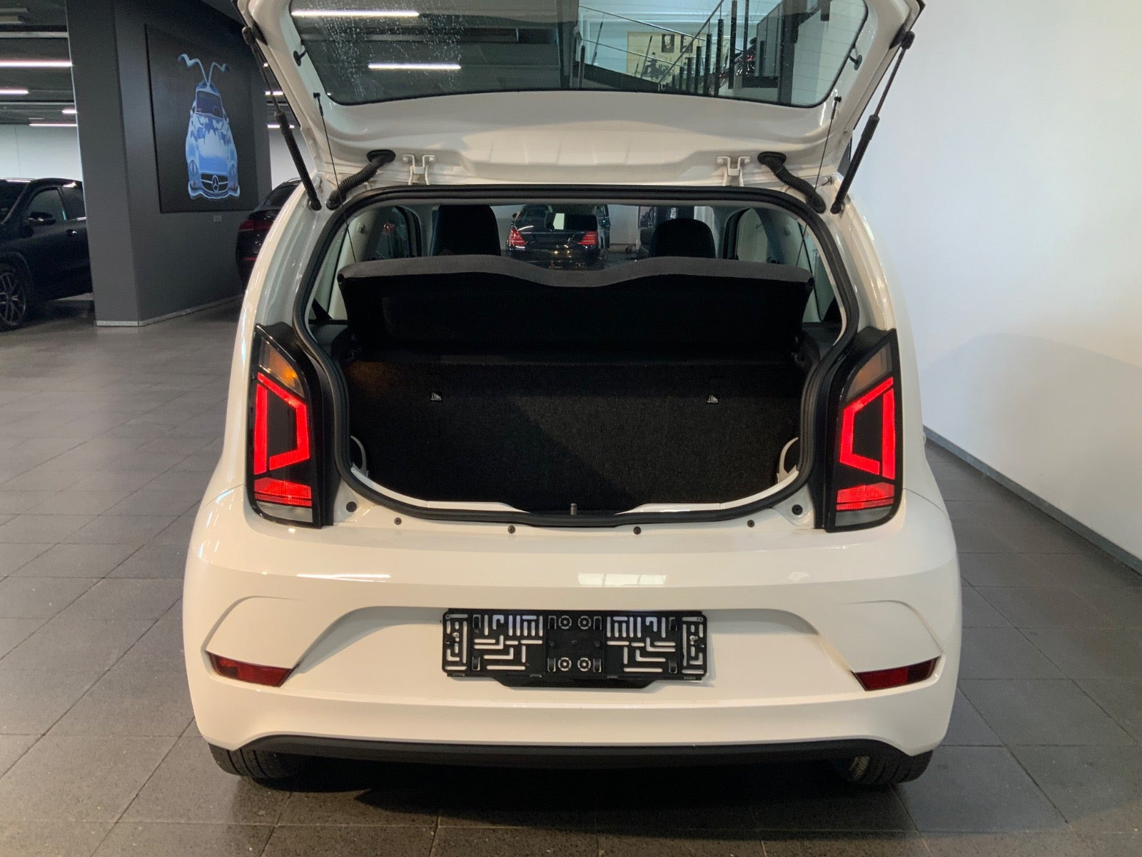 Hvid VW UP! fra 2017