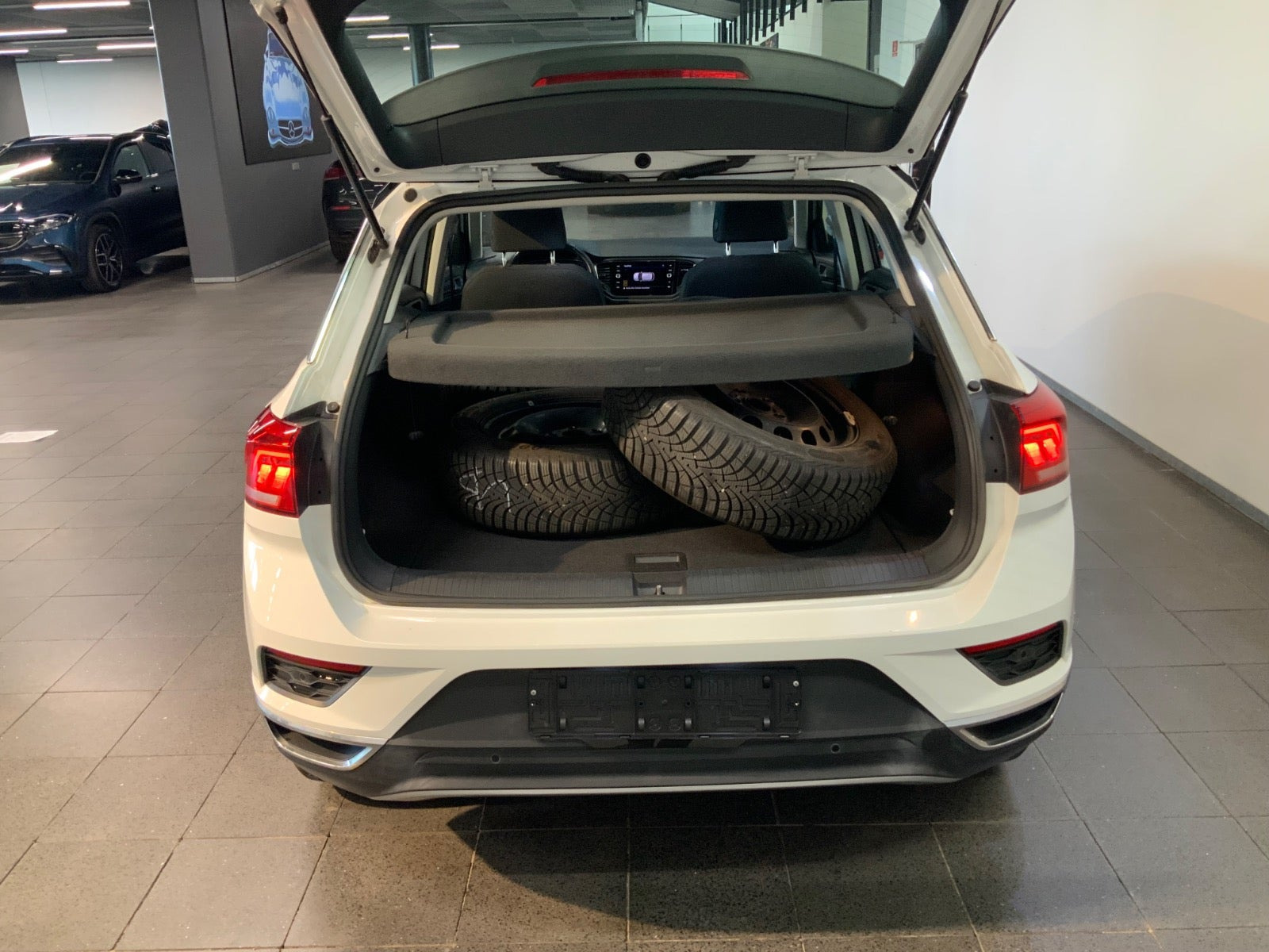 Hvid VW T-Roc fra 2020