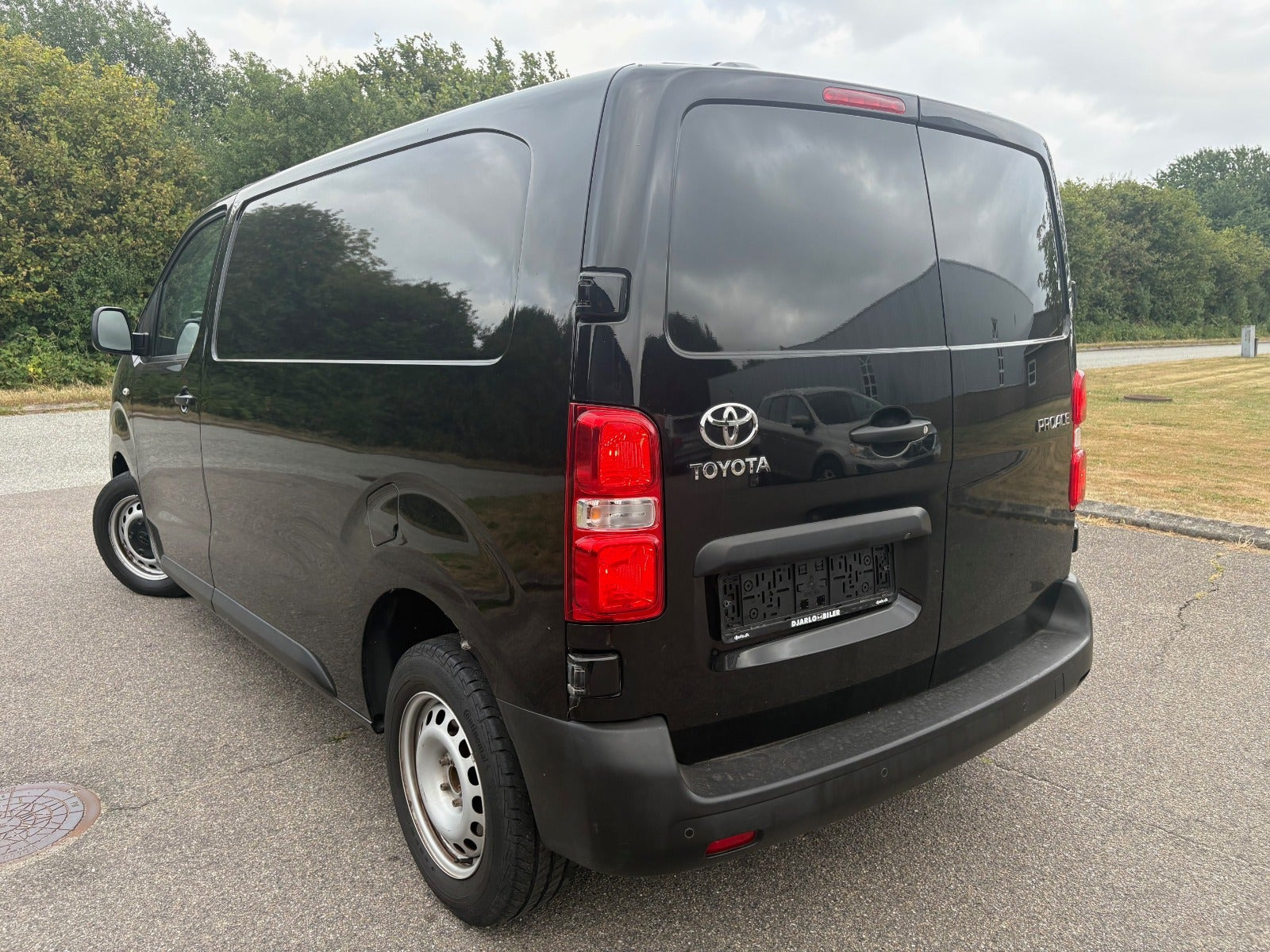 Sort Toyota ProAce fra 2018
