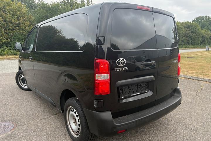 Sort Toyota ProAce fra 2018
