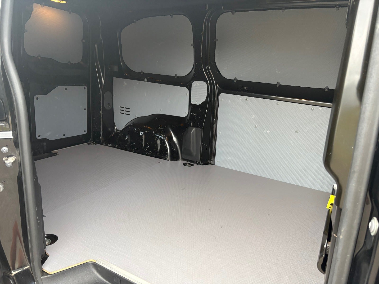 Sort Toyota ProAce fra 2018